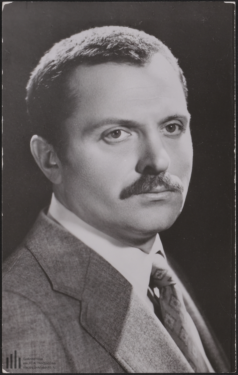 Евгений лазарев актер биография и личная жизнь